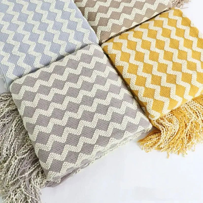Grey and White Throw Blanket | Comfy Covers