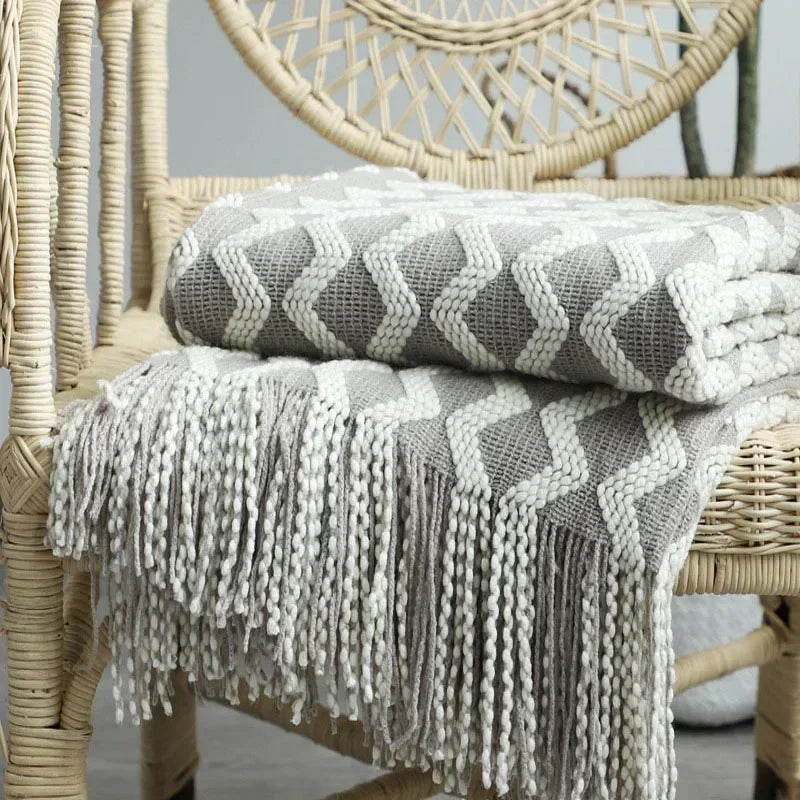 Grey and White Throw Blanket | Comfy Covers